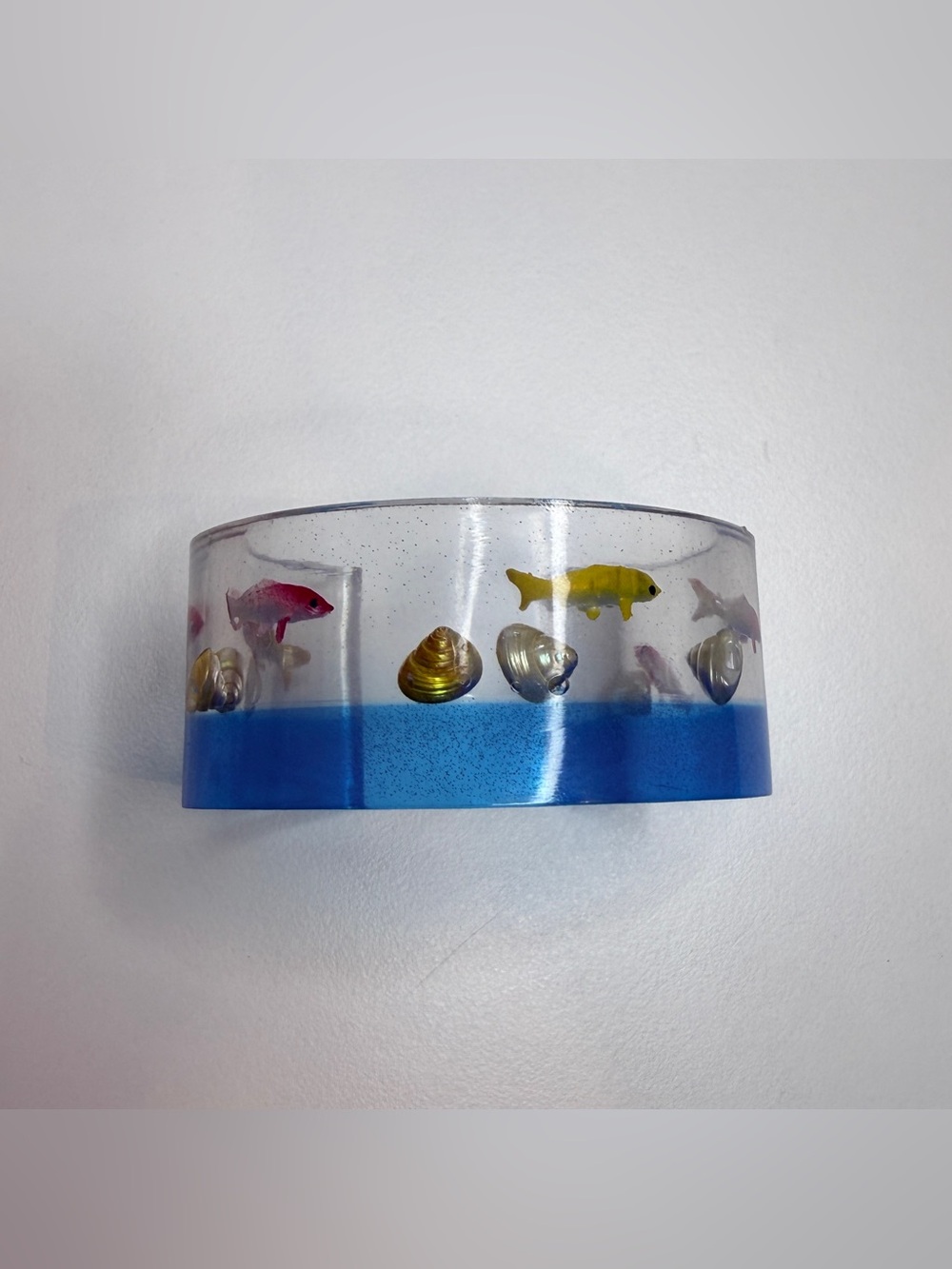 Fishie cuff